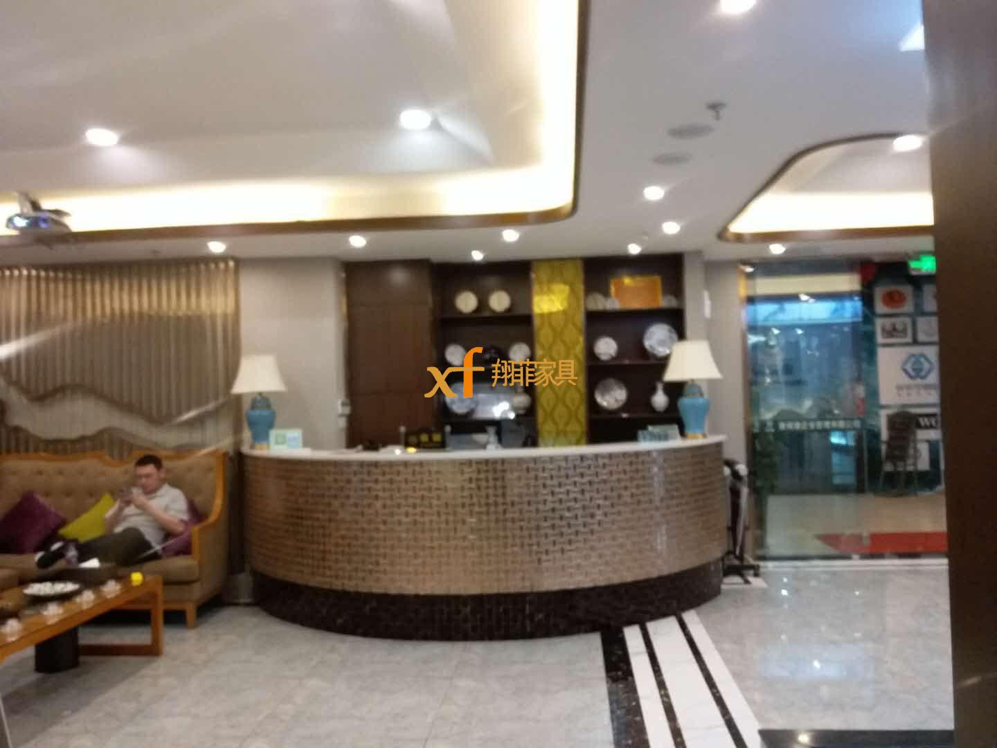 917117844093825715